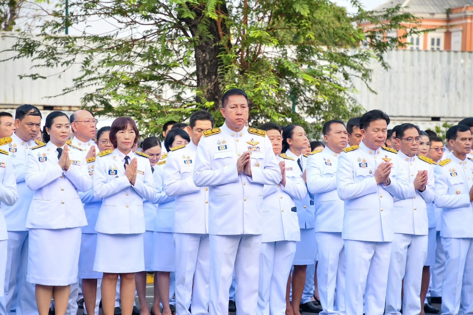 💐 ร่วมพิธีวางพานพุ่มดอกไม้ เนื่องในวันที่ระลึกคล้ายวันสถาปนากระทรวงมหาดไทย ประจำปี 2568 ครบรอบ 133 ปี แห่งวันสถาปนากระทรวงมหาดไทย