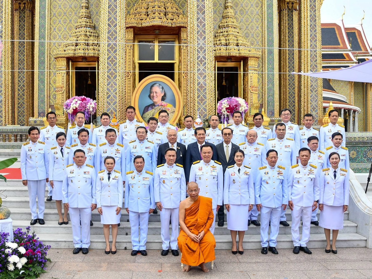 💐 ร่วมพิธีวางพานพุ่มดอกไม้ เนื่องในวันที่ระลึกคล้ายวันสถาปนากระทรวงมหาดไทย ประจำปี 2568 ครบรอบ 133 ปี แห่งวันสถาปนากระทรวงมหาดไทย