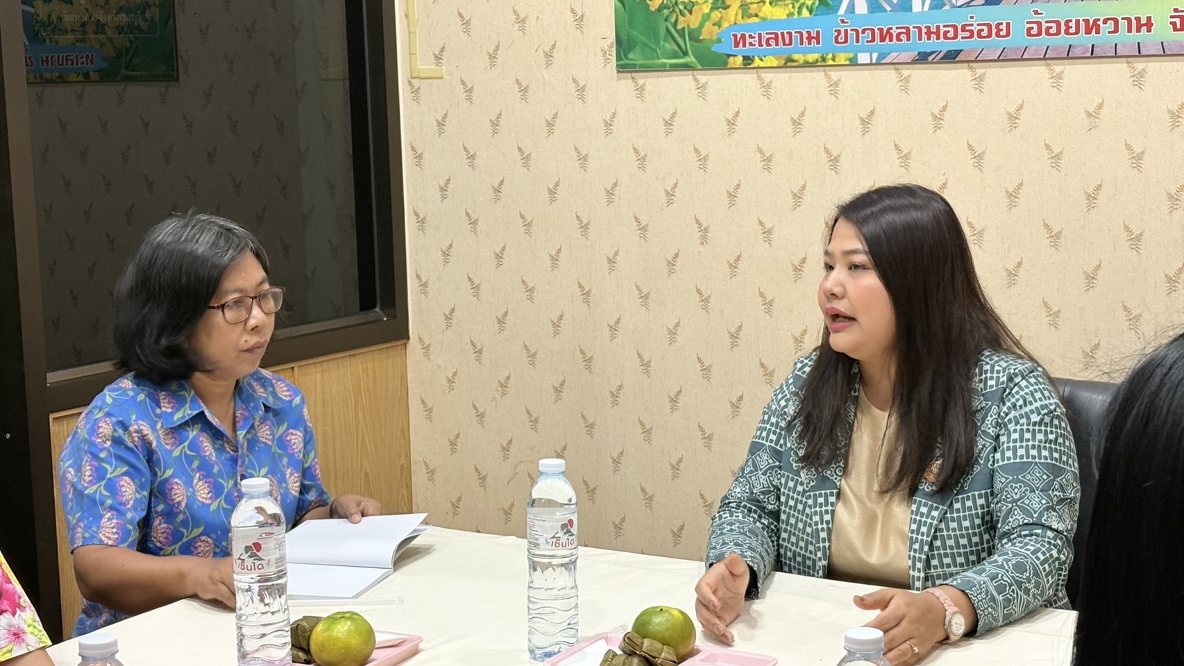 💻 พช.ชลบุรี รับการตรวจติดตามงานโครงการที่เช่าวงจรสื่อสารอินเทอร์เน็ตความเร็วสูง 4 ระดับ ปีงบประมาณ พ.ศ.2568