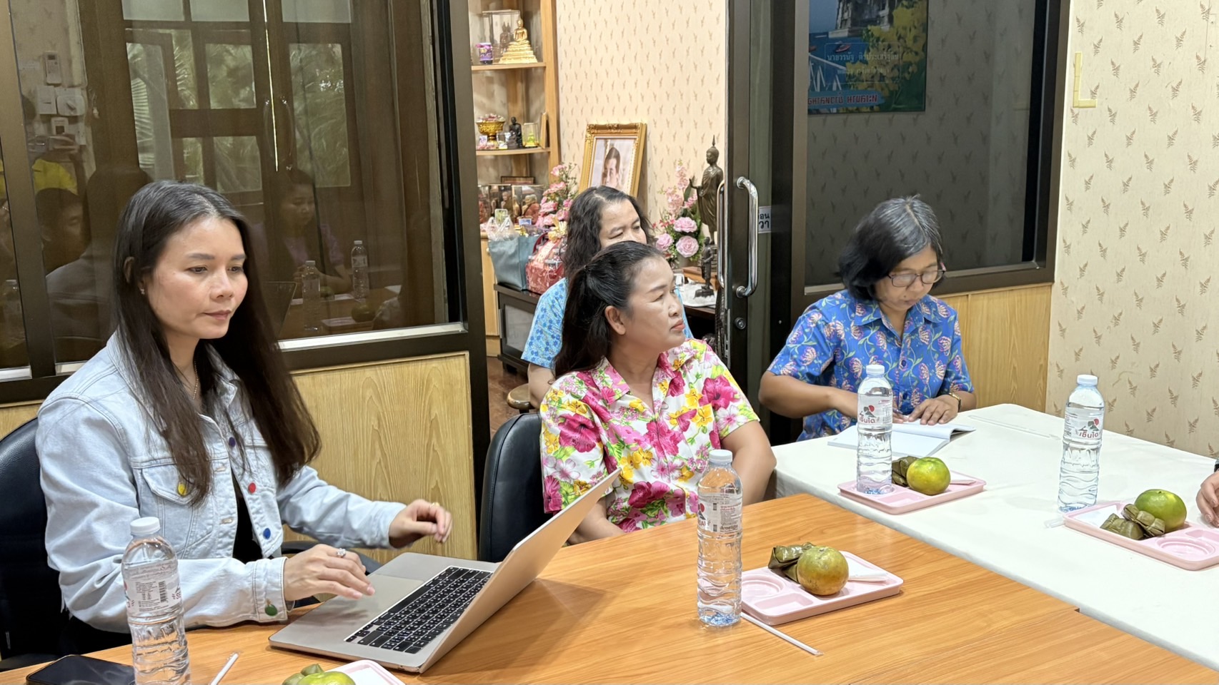 💻 พช.ชลบุรี รับการตรวจติดตามงานโครงการที่เช่าวงจรสื่อสารอินเทอร์เน็ตความเร็วสูง 4 ระดับ ปีงบประมาณ พ.ศ.2568