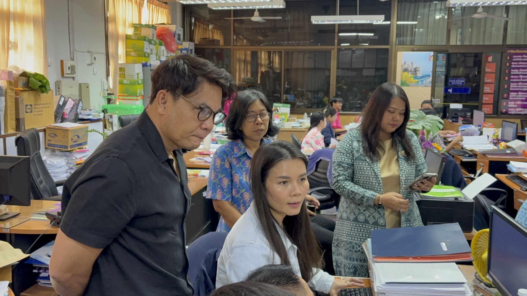 💻 พช.ชลบุรี รับการตรวจติดตามงานโครงการที่เช่าวงจรสื่อสารอินเทอร์เน็ตความเร็วสูง 4 ระดับ ปีงบประมาณ พ.ศ.2568