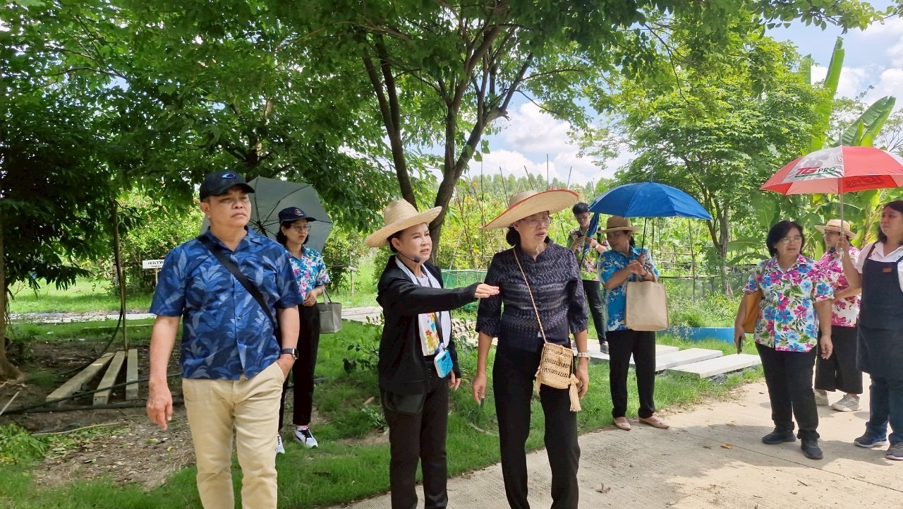 🌊 พช.ชลบุรี รับการตรวจราชการของผู้ตรวจราชการกรมการพัฒนาชุมชน