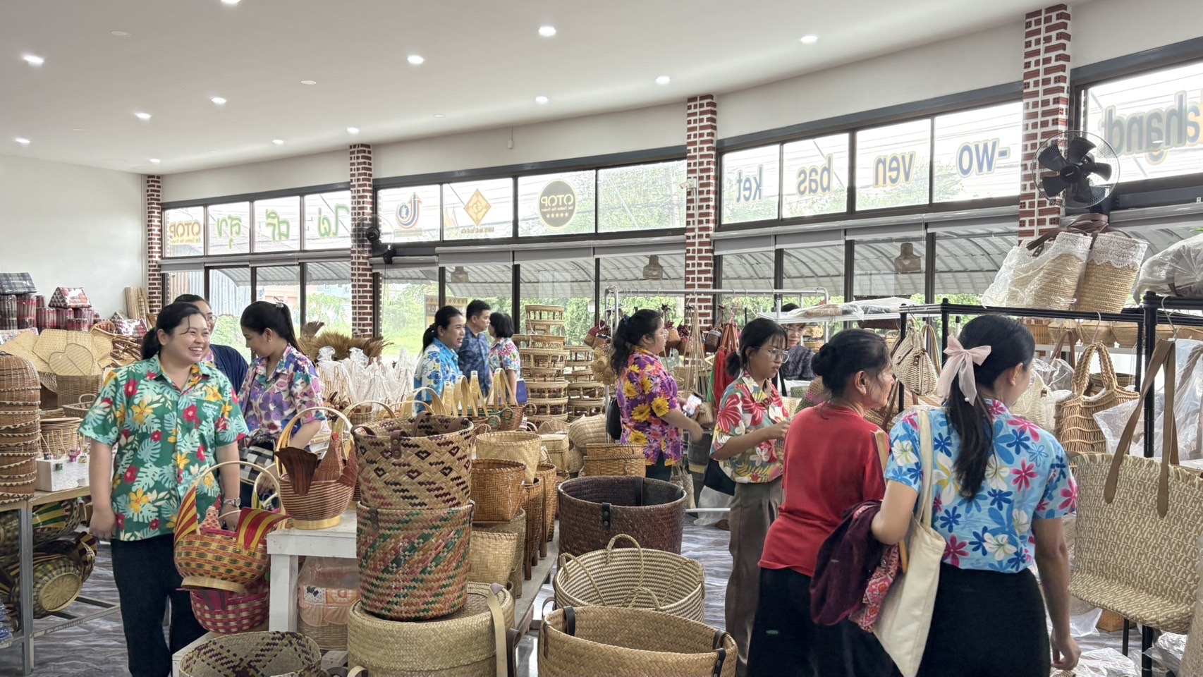 🌊 พช.ชลบุรี รับการตรวจราชการของผู้ตรวจราชการกรมการพัฒนาชุมชน