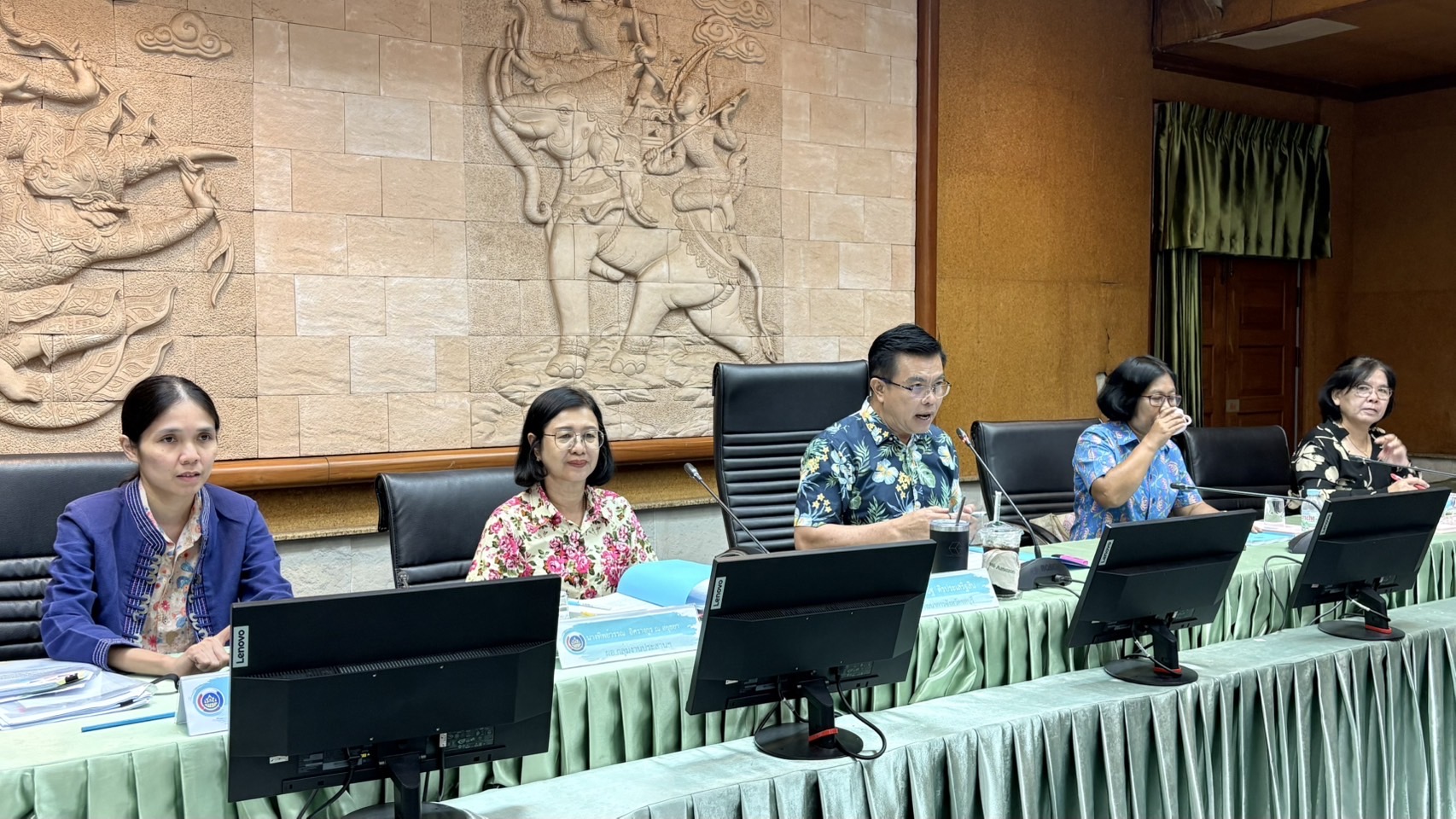 📢📢พช.ชลบุรี จัดประชุมผู้อำนวยการกลุ่มงาน และพัฒนาการอำเภอ จังหวัดชลบุรี ครั้งที่ 5/2568