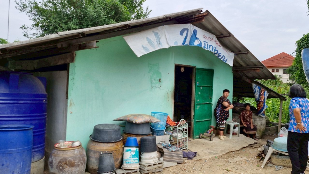 🏠 พช.ชลบุรี ติดตามครัวเรือนเป้าหมายโครงการ “บ้านห่วงใย จากใจ GLO” และครัวเรือนยากจนเป้าหมาย TPMAP