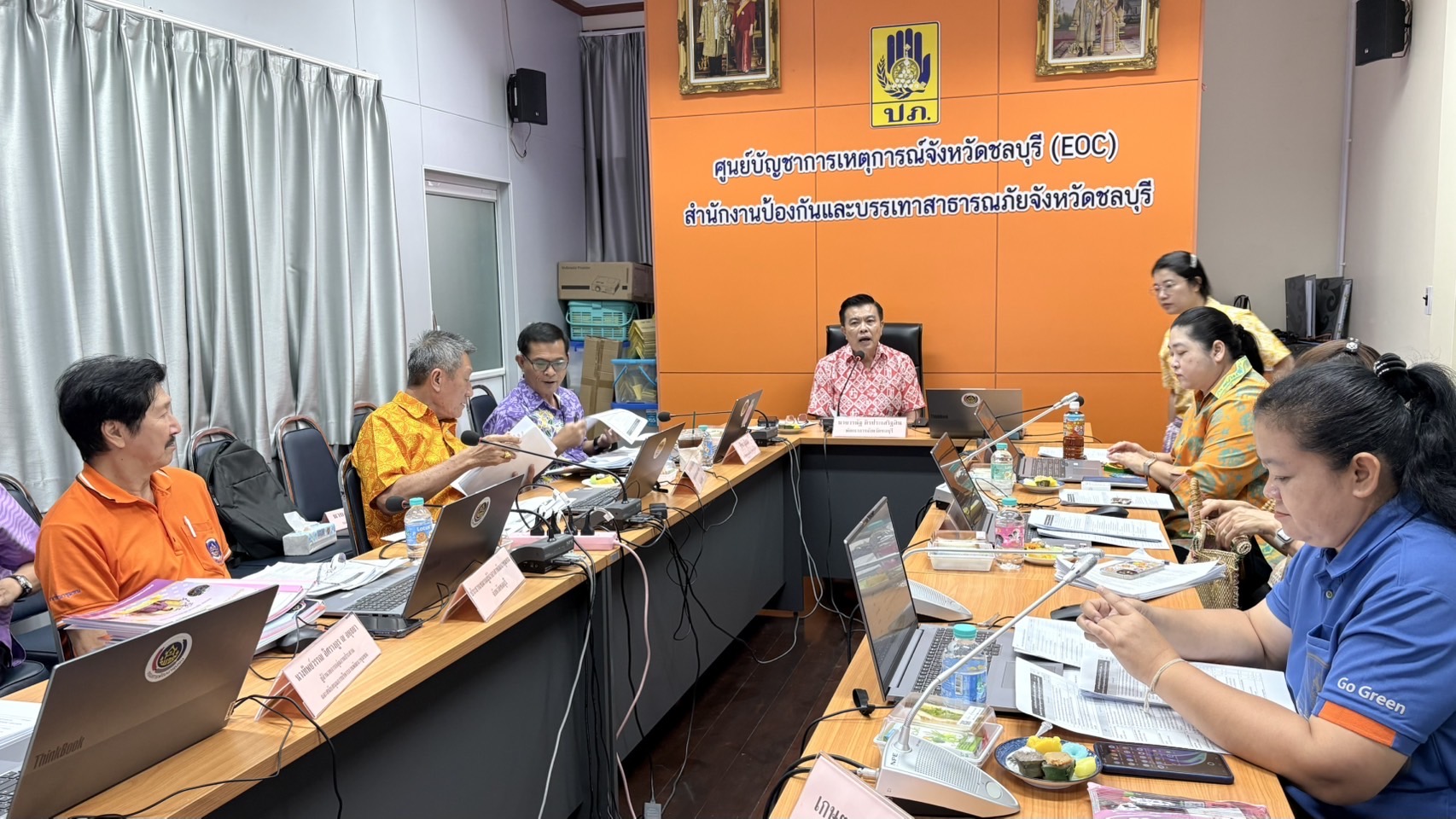 🏆💎 พช.ชลบุรี จัดประชุมคณะกรรมการคัดสรรกิจกรรมพัฒนาชุมชนดีเด่นระดับจังหวัด และคัดเลือกคนกองทุนพัฒนาบทบาทสตรีดีเด่นระดับจังหวัด ประจำปี 2568