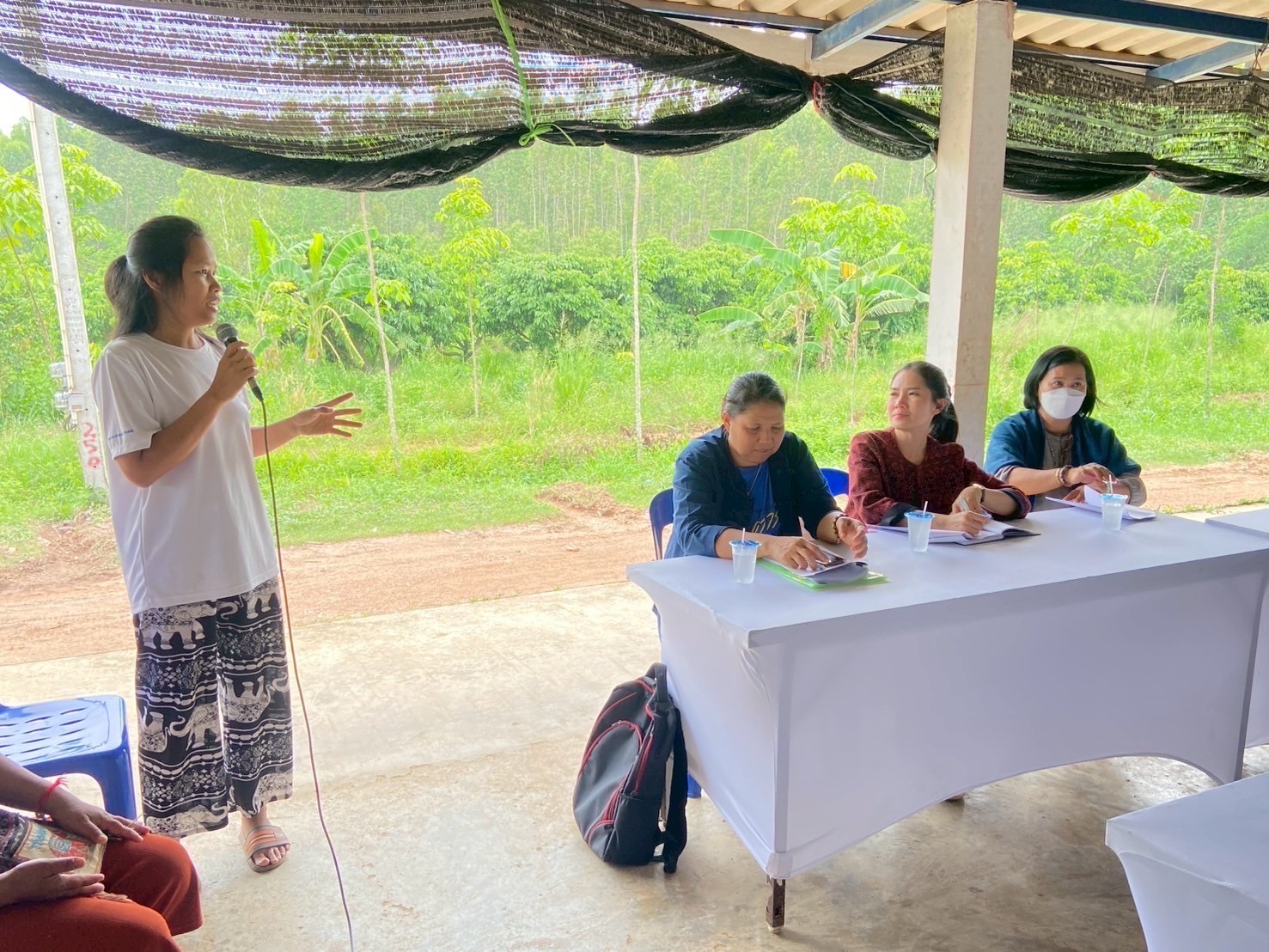 🧡🐘 พช.ชลบุรี ร่วมลงพื้นที่สนับสนุนหมู่บ้านคนรักษ์ช้างฯ จังหวัดชลบุรี