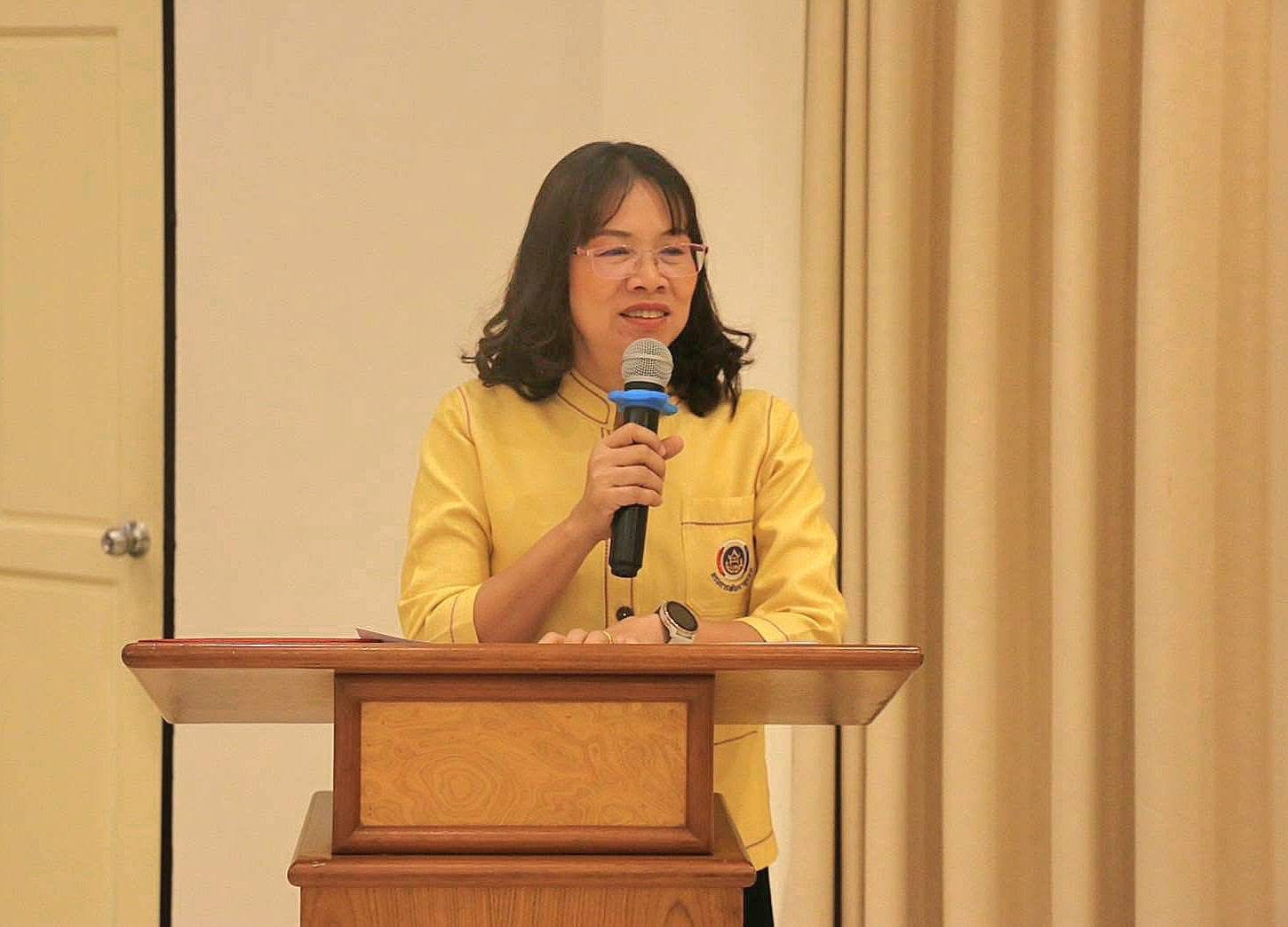 📕🌊 พช.ชลบุรี ร่วมพิธีเปิดโครงการฝึกอบรมบุคลากรกรมการพัฒนาชุมชน หลักสูตรเสริมสมรรถนะพัฒนาการอำเภอ