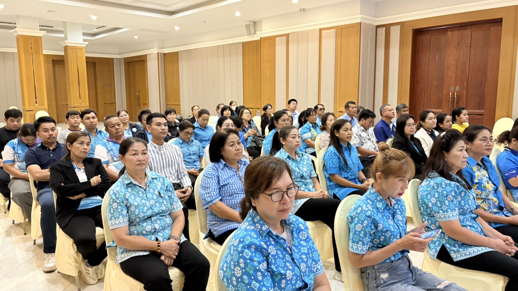 🩵 พช.ชลบุรี ร่วมกับเครือข่ายกองทุนแม่ของแผ่นดินจังหวัดชลบุรี ดำเนินโครงการอบรมหลักสูตรวิทยากรกระบวนการกองทุนแม่ของแผ่นดิน (ครู ค) 🩵