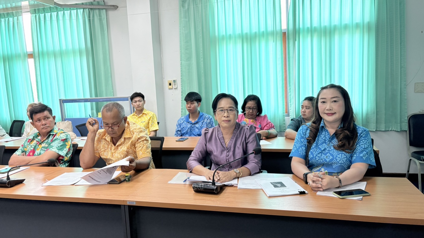 ⭐️⭐️ พช.ชลบุรี ประชุมคณะกรรมการรับรองมาตรฐานการพัฒนาชุมชนจังหวัดชลบุรี (มชช.) ครั้งที่ 1/2568