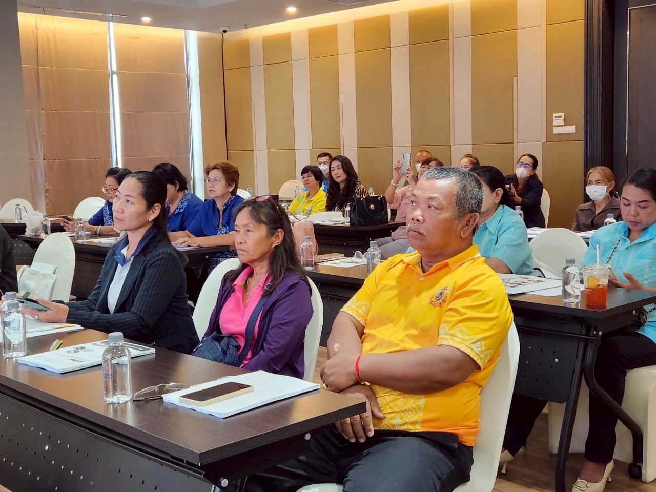 🥬🌿 พช.ชลบุรี ดำเนินโครงการส่งเสริมและพัฒนาศักยภาพเครือข่ายเกษตรปลอดภัยระดับจังหวัด มุ่งยกระดับคุณภาพสินค้าเกษตรสู่มาตรฐานสากล