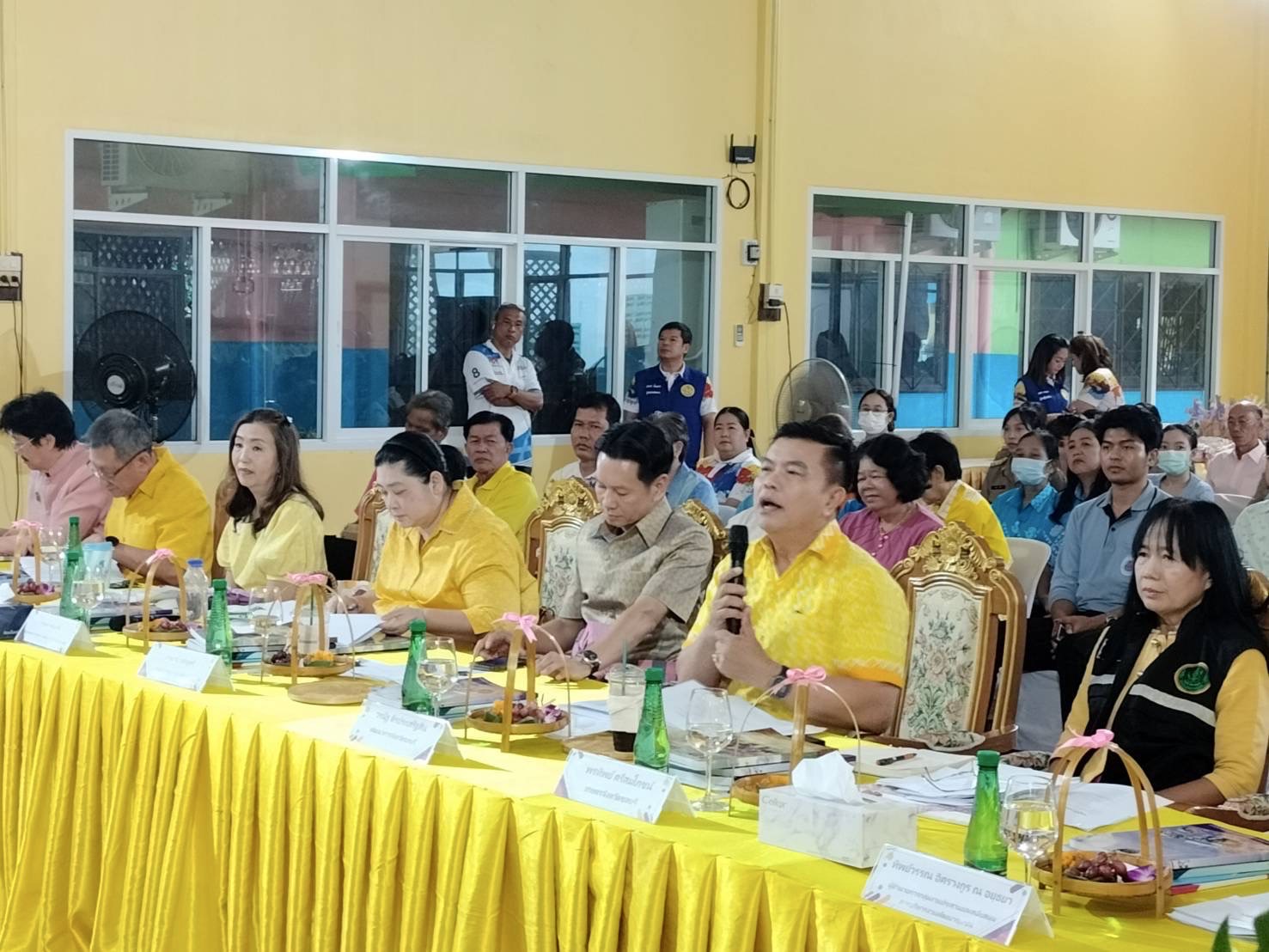 🏕️พช.ชลบุรี ลงพื้นที่คัดสรรกิจกรรมพัฒนาชุมชนดีเด่น ระดับจังหวัด และคัดเลือกคนกองทุนพัฒนาบทบาทสตรี ตามโครงการเชิดชูเกียรติคนกองทุนพัฒนาบทบาทสตรีดีเด่น ประจำปี 2568