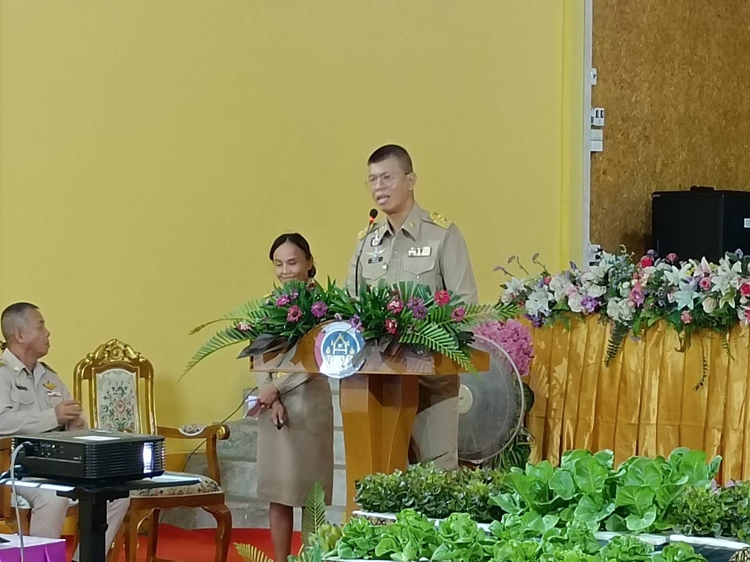 🏕️พช.ชลบุรี ลงพื้นที่คัดสรรกิจกรรมพัฒนาชุมชนดีเด่น ระดับจังหวัด และคัดเลือกคนกองทุนพัฒนาบทบาทสตรี ตามโครงการเชิดชูเกียรติคนกองทุนพัฒนาบทบาทสตรีดีเด่น ประจำปี 2568