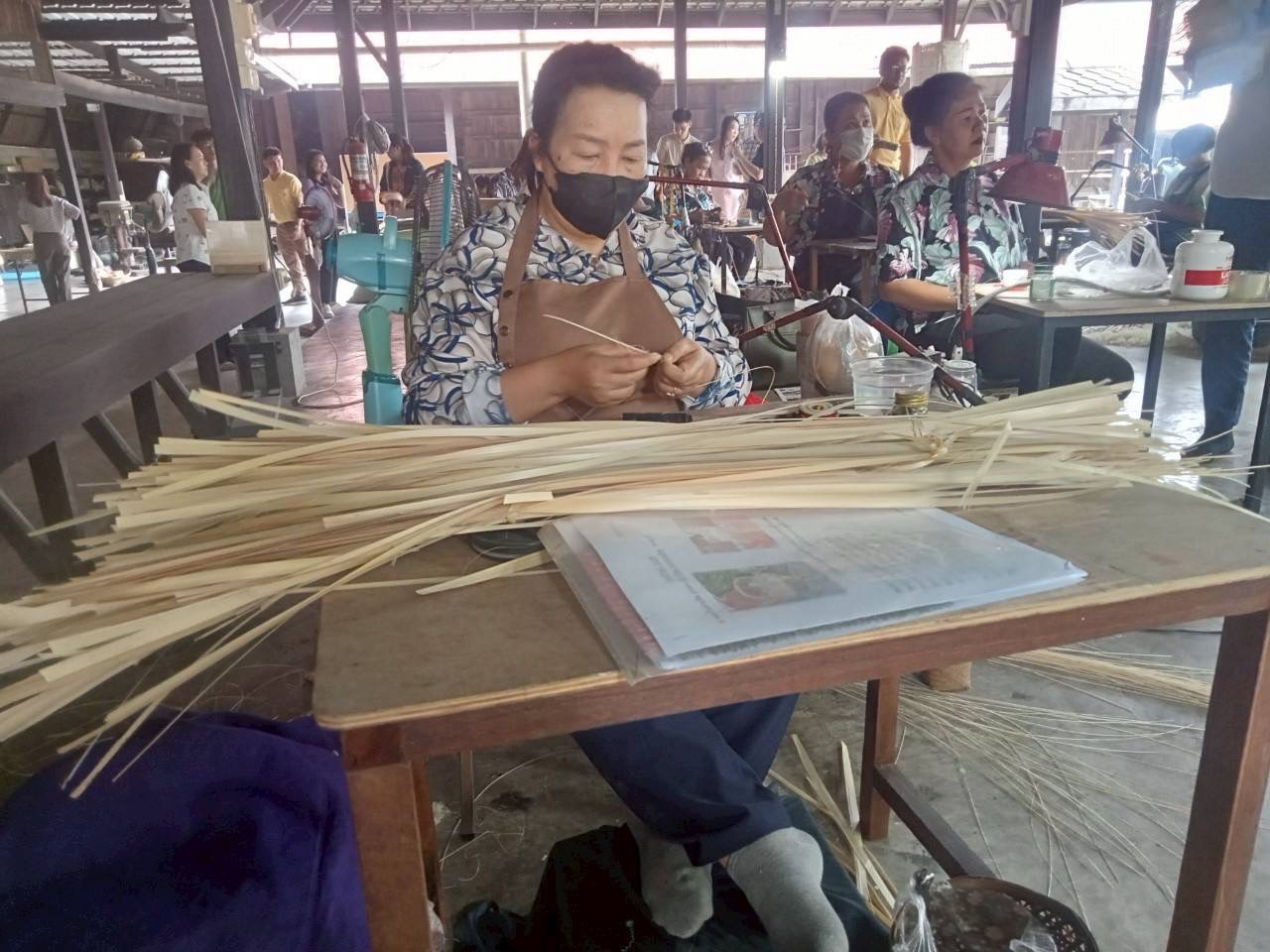 💛🙏🏼 พช.ชลบุรี ต้อนรับคณะบุคลากรจากประเทศมองโกเลียศึกษาดูงาน OTOP ในพื้นที่จังหวัดชลบุรี