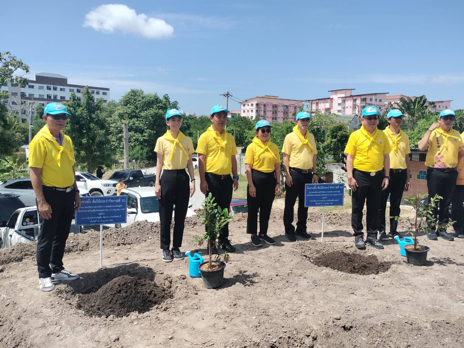 📣 พช. ชลบุรี ร่วมกับอำเภอเมืองชลบุรีจัดกิจกรรมเฉลิมพระเกียรติพระบาทสมเด็จพระเจ้าอยู่หัว เนื่องในโอกาสวันเฉลิมพระชนมพรรษา 28 กรกฎาคม 2568