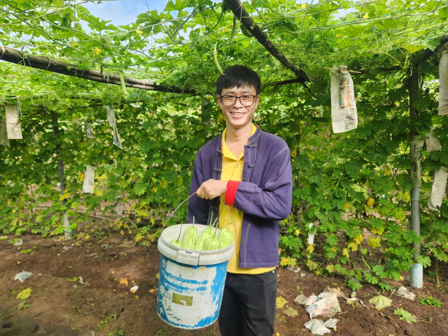 🥬🌾พช.ชลบุรี ดำเนินงานโครงการส่งเสริมกิจกรรมทางนี้มีผล ผู้คนรักกัน