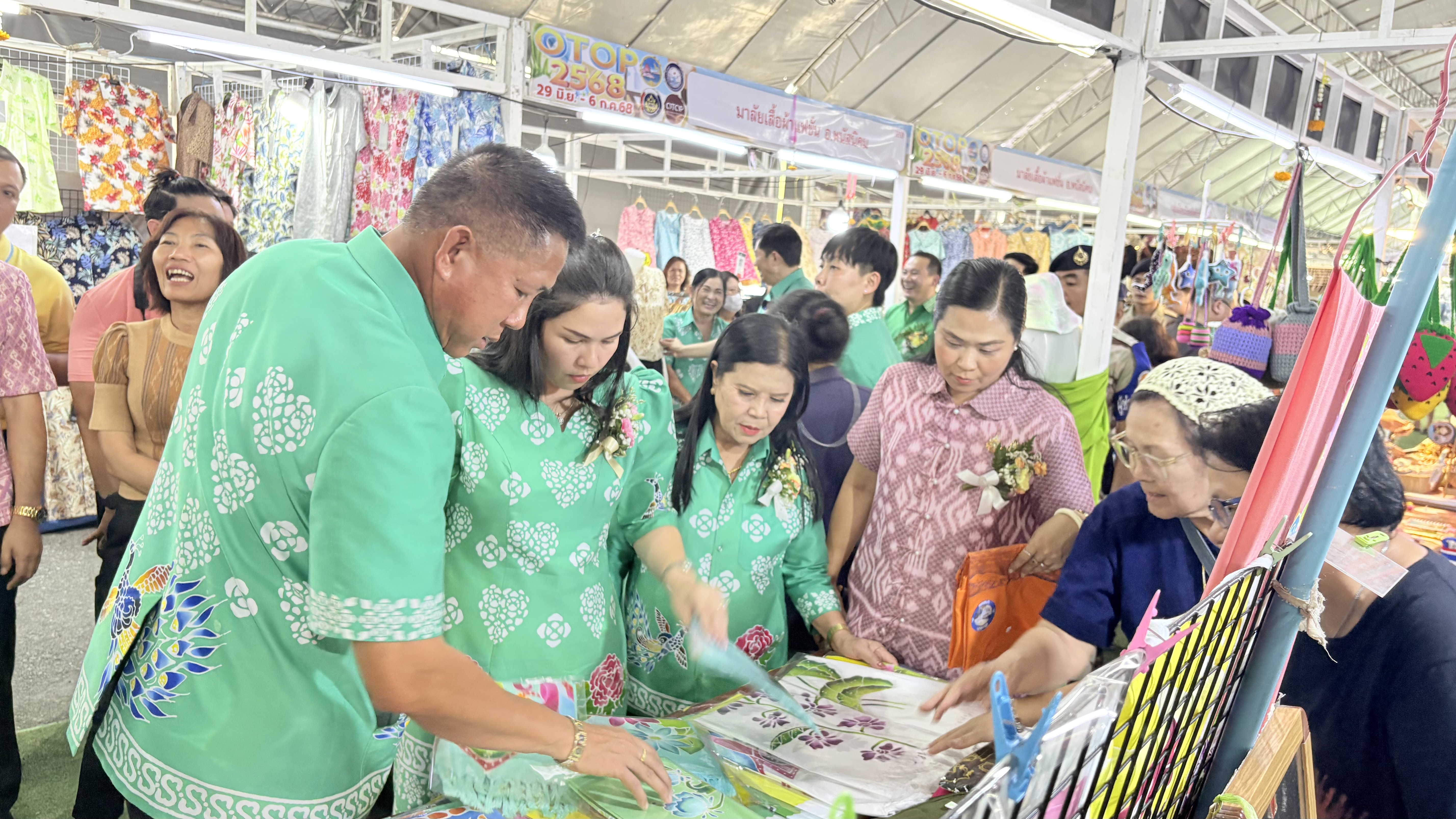 ⭐️เปิดแล้ว “มหกรรมชม ชิม ช้อป OTOP ชลบุรี 2568”