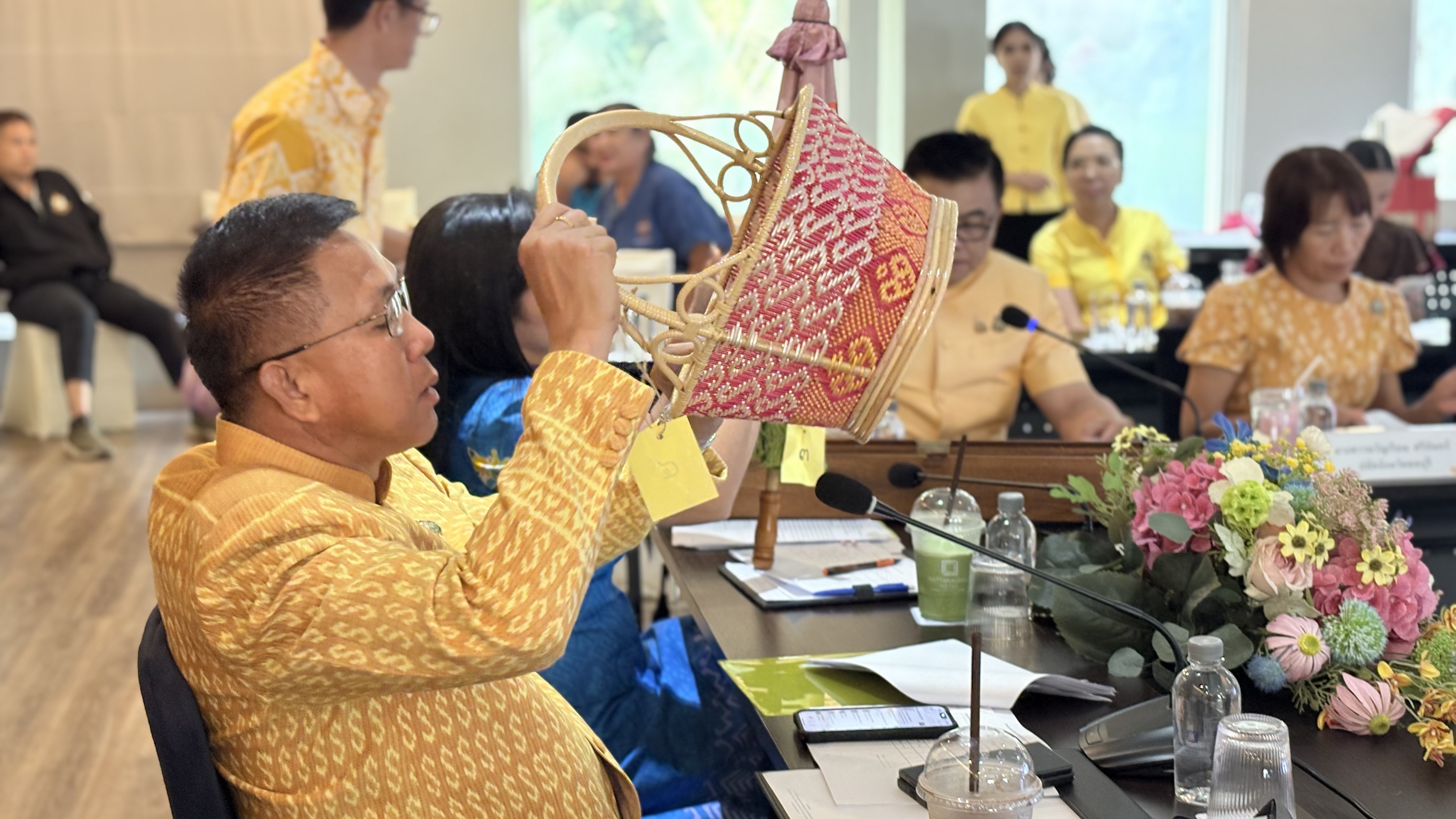จังหวัดชลบุรี ประกวดผ้าลายพระราชทาน “ผ้าลายสิริราชพัสตราภรณ์” และงานหัตถกรรม จังหวัดชลบุรี ประจำปี 2568