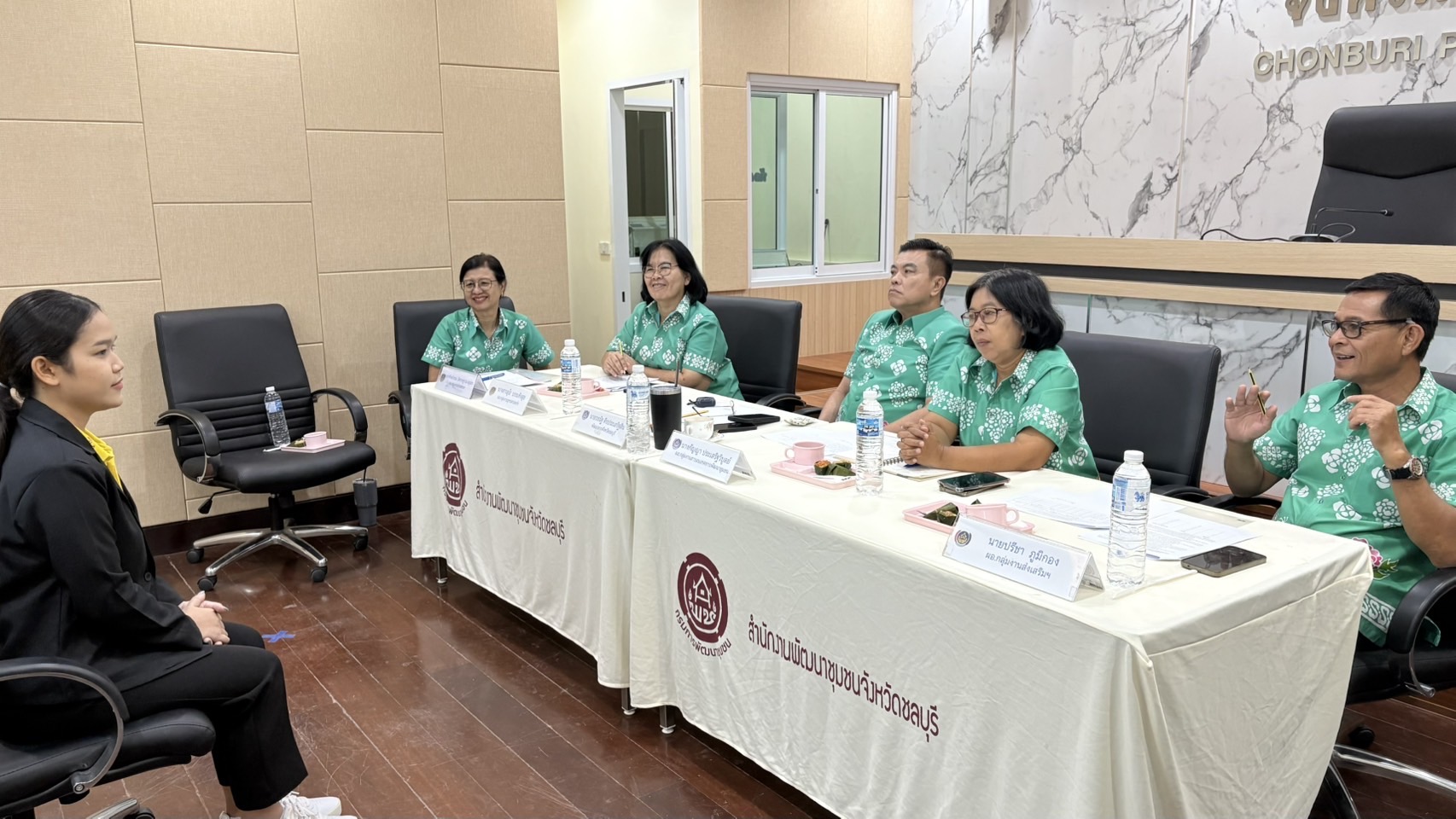 🎯🎯พช.ชลบุรี ดำเนินการสอบคัดเลือกบุคคลเพื่อแต่งตั้งเป็นอาสาพัฒนา (อสพ.) รุ่นที่ 77 (สอบสัมภาษณ์)