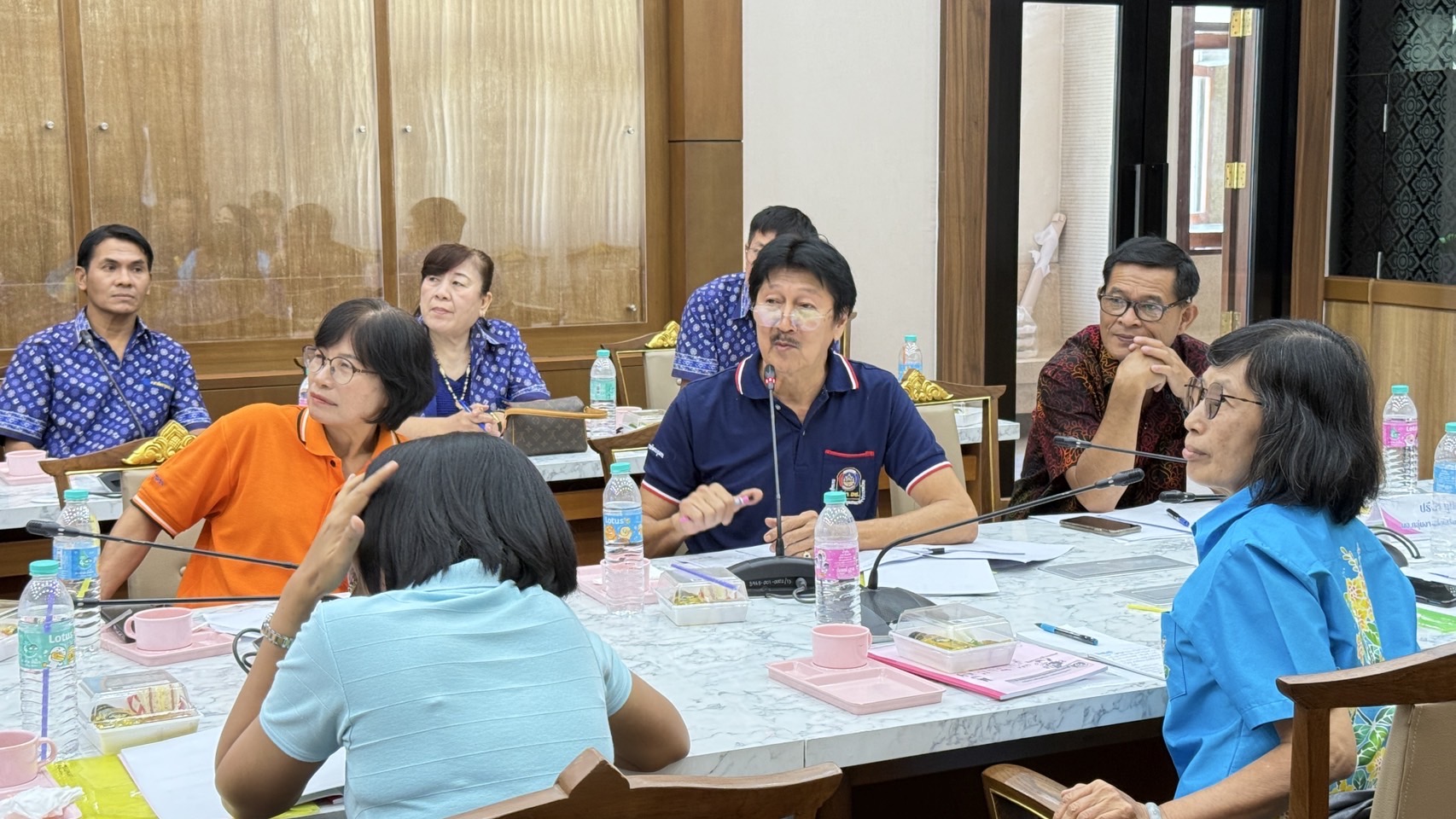 ✨✨ พช.ชลบุรี จัดประชุมเชิงปฏิบัติการจัดทำโครงการริเริ่มสร้างสรรค์ตามภารกิจผู้นำอาสาพัฒนาชุมชน